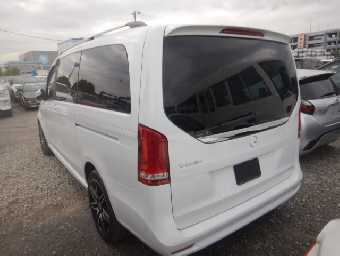 MERCEDES BENZ V CLASS 2022 Image 13