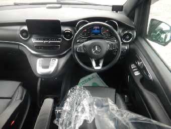 MERCEDES BENZ V CLASS 2022 Image 14