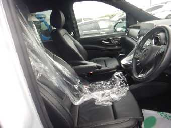 MERCEDES BENZ V CLASS 2022 Image 16