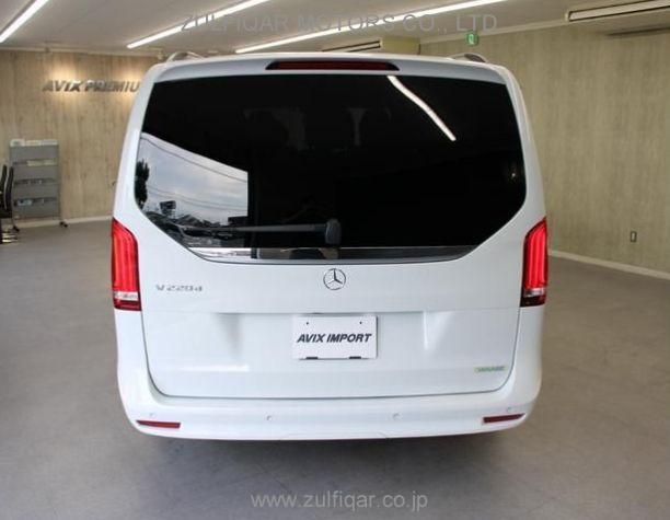 MERCEDES BENZ V CLASS 2022 Image 4