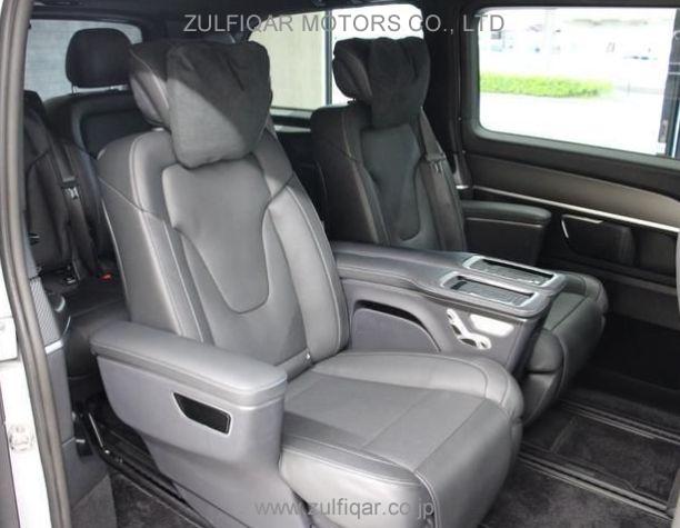 MERCEDES BENZ V CLASS 2022 Image 7