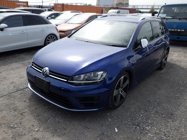 VOLKSWAGEN GOLF R VARIANT 2015 Image 30
