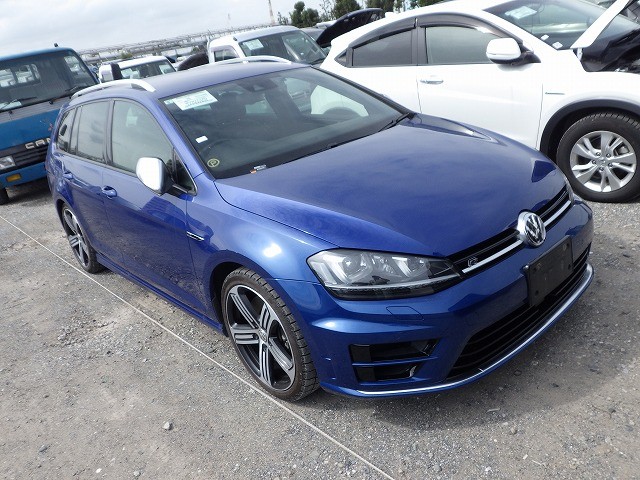 VOLKSWAGEN GOLF R VARIANT 2015 Image 31