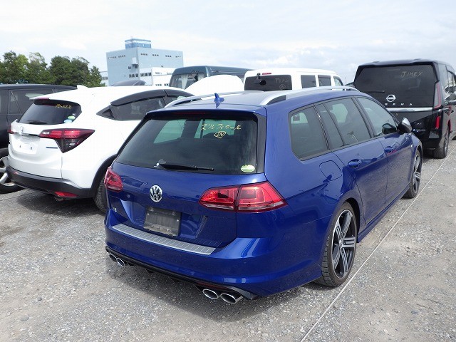 VOLKSWAGEN GOLF R VARIANT 2015 Image 33