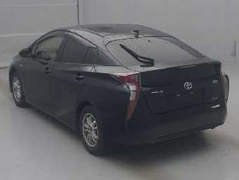 TOYOTA PRIUS 2018 Image 4
