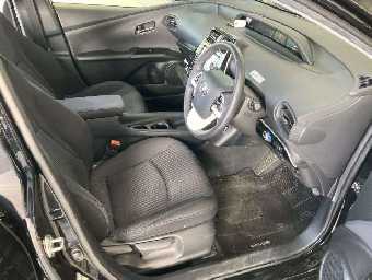 TOYOTA PRIUS 2018 Image 7