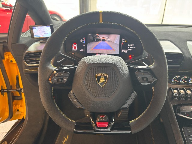 LAMBORGHINI HURACAN 2019 Image 31