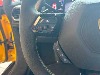 LAMBORGHINI HURACAN 2019 Image 26