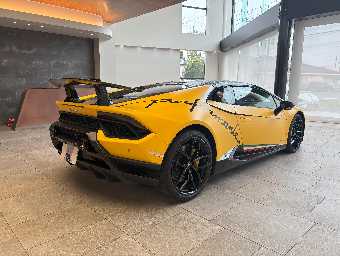 LAMBORGHINI HURACAN 2019 Image 5