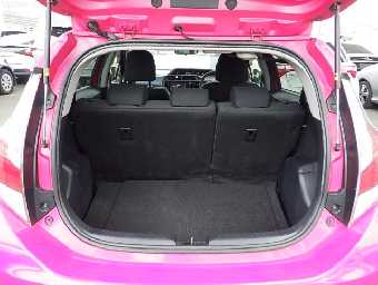 TOYOTA AQUA 2015 Image 7