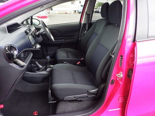 TOYOTA AQUA 2015 Image 22