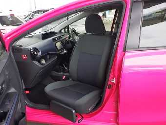 TOYOTA AQUA 2015 Image 11