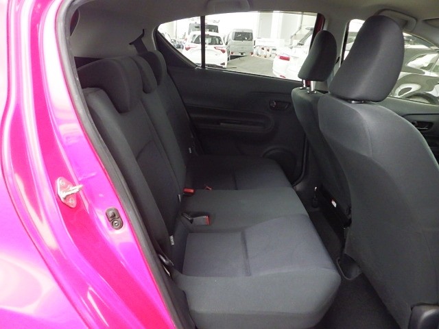 TOYOTA AQUA 2015 Image 24