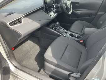 TOYOTA COROLLA TOURING 2020 Image 9