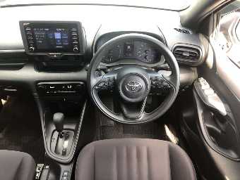 TOYOTA YARIS 2020 Image 6