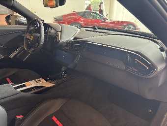 FERRARI 12 CILINDRI 2025 Image 19