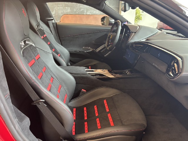 FERRARI 12 CILINDRI 2025 Image 26