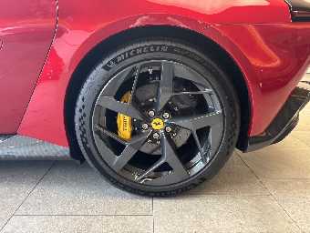 FERRARI 12 CILINDRI 2025 Image 10