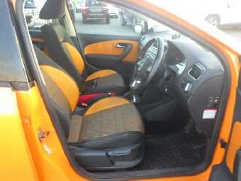 VOLKSWAGEN POLO 2011 Image 5