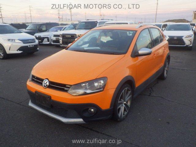 VOLKSWAGEN POLO 2011 Image 7