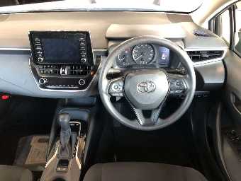 TOYOTA COROLLA TOURING 2020 Image 6