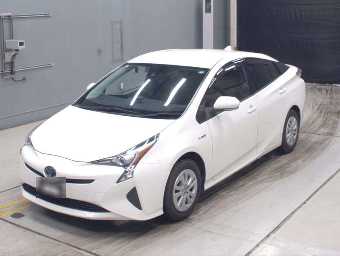 TOYOTA PRIUS 2018 Image 1