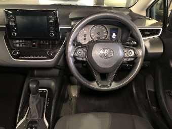 TOYOTA COROLLA TOURING 2020 Image 6