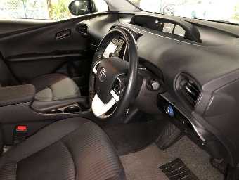 TOYOTA PRIUS 2018 Image 5