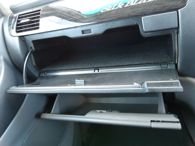 TOYOTA ALPHARD 2006 Image 21