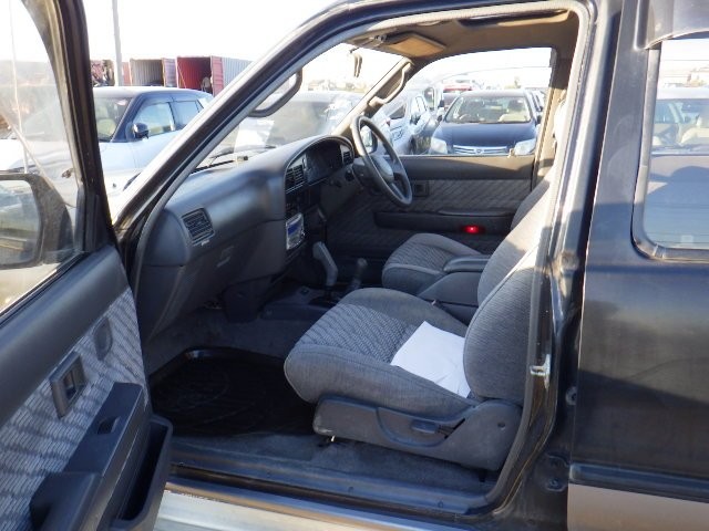 TOYOTA HILUX PICKUP 1997 Image 22