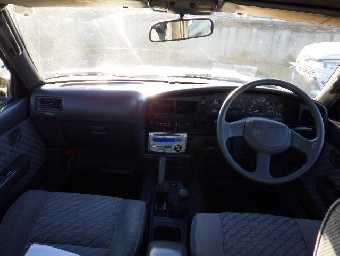 TOYOTA HILUX PICKUP 1997 Image 7