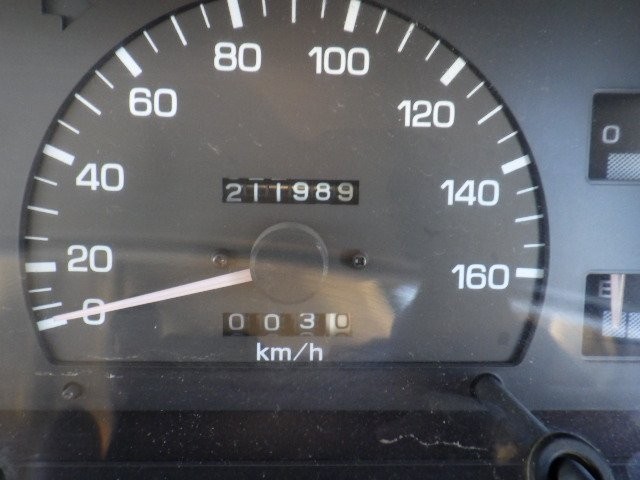 TOYOTA HILUX PICKUP 1997 Image 26