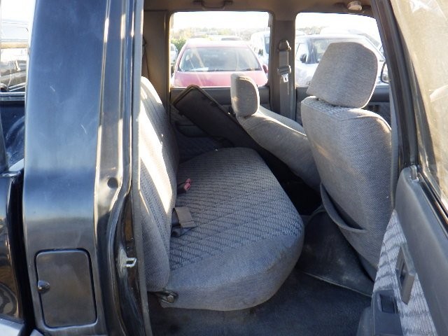 TOYOTA HILUX PICKUP 1997 Image 30