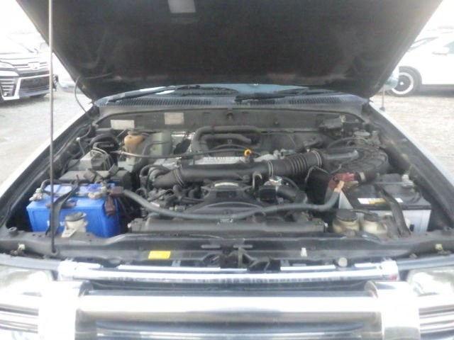 TOYOTA HILUX SPORTS PICK UP 1997 Image 34