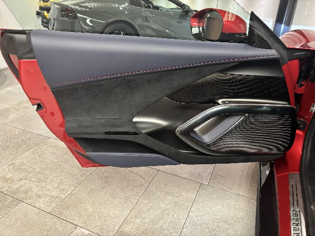 FERRARI 12 CILINDRI 2025 Image 24