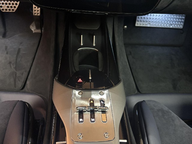 FERRARI 12 CILINDRI 2025 Image 41