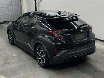 TOYOTA C-HR 2018 Image 3