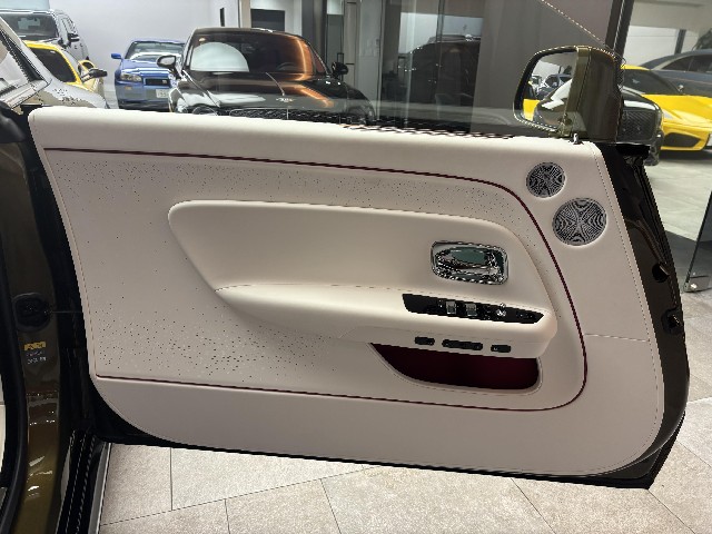 ROLLS ROYCE SPECTRE 2023 Image 25