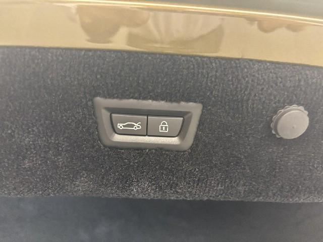 ROLLS ROYCE SPECTRE 2023 Image 28