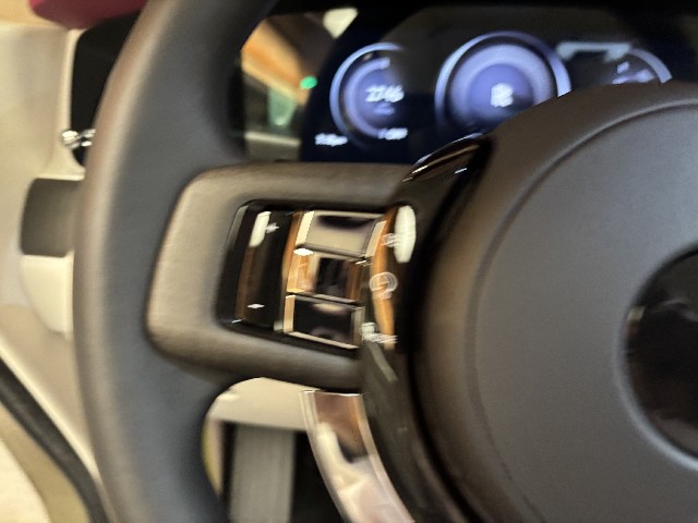 ROLLS ROYCE SPECTRE 2023 Image 45