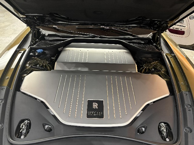 ROLLS ROYCE SPECTRE 2023 Image 48