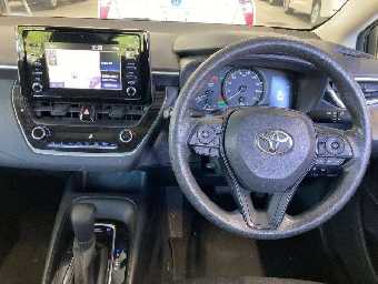 TOYOTA COROLLA TOURING 2020 Image 8