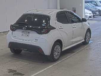 TOYOTA YARIS 2020 Image 2