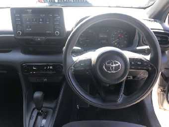 TOYOTA YARIS 2022 Image 6