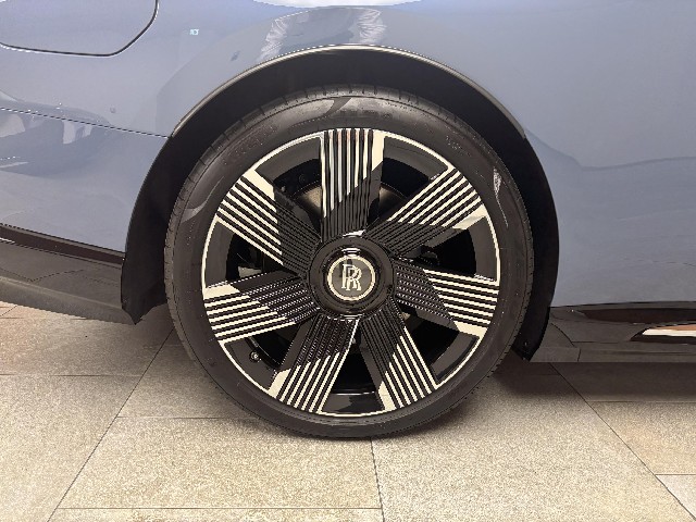 ROLLS ROYCE SPECTRE 2024 Image 19