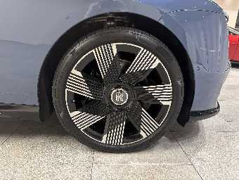 ROLLS ROYCE SPECTRE 2024 Image 14