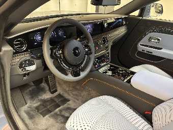 ROLLS ROYCE SPECTRE 2024 Image 17