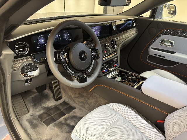 ROLLS ROYCE SPECTRE 2024 Image 23