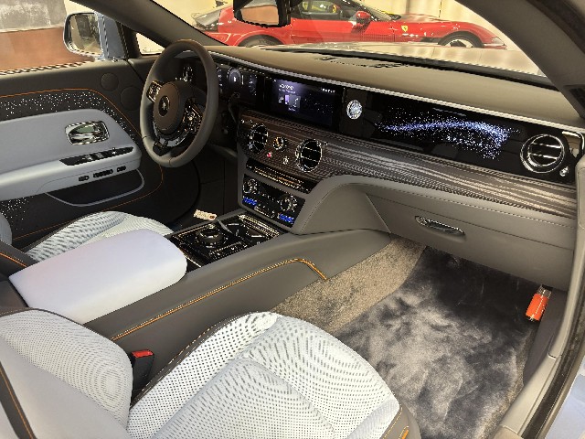 ROLLS ROYCE SPECTRE 2024 Image 31