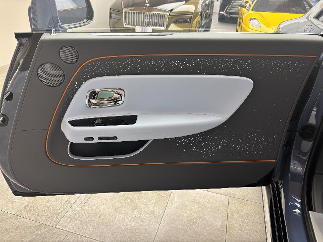 ROLLS ROYCE SPECTRE 2024 Image 37